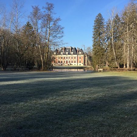 Chateau Du Breuil Gevrolles Exterior foto
