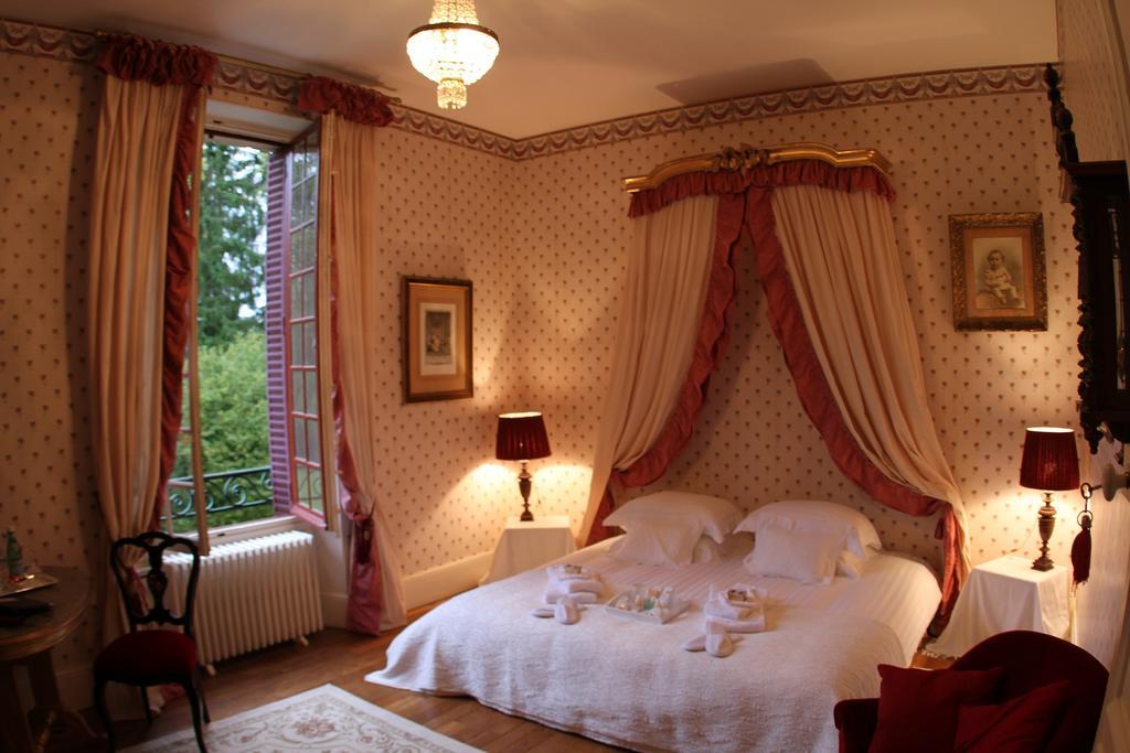 Chateau Du Breuil Gevrolles Quarto foto