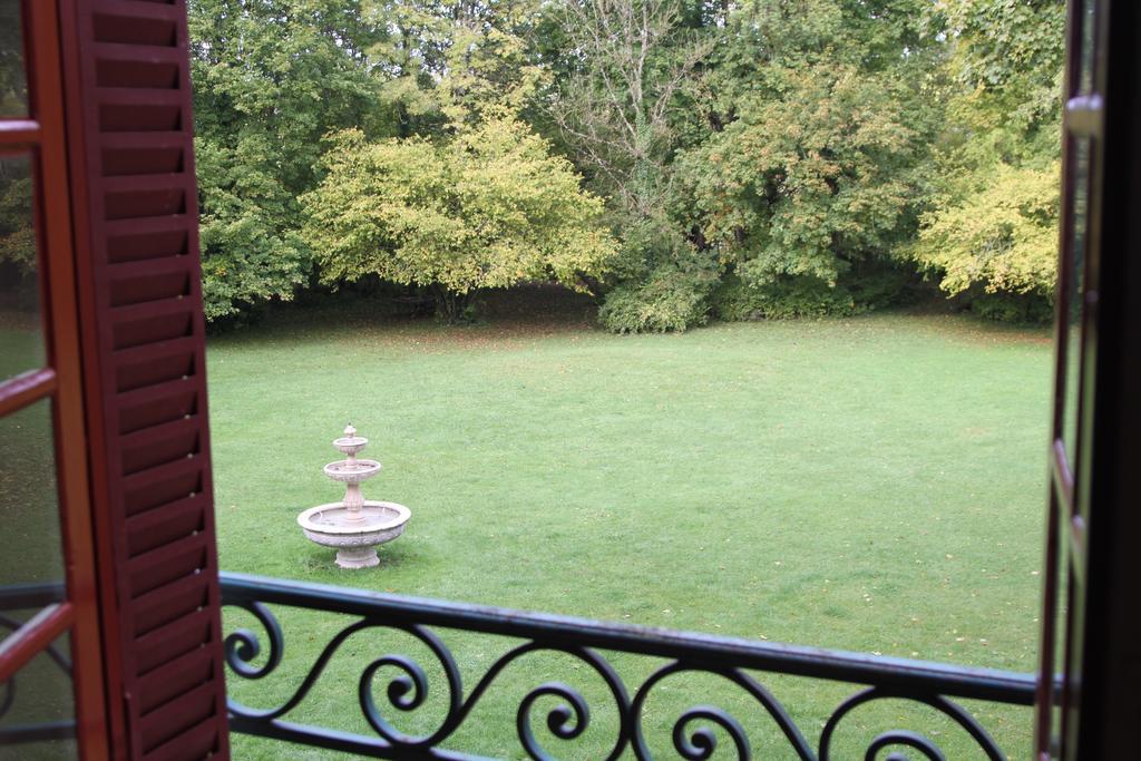 Chateau Du Breuil Gevrolles Quarto foto