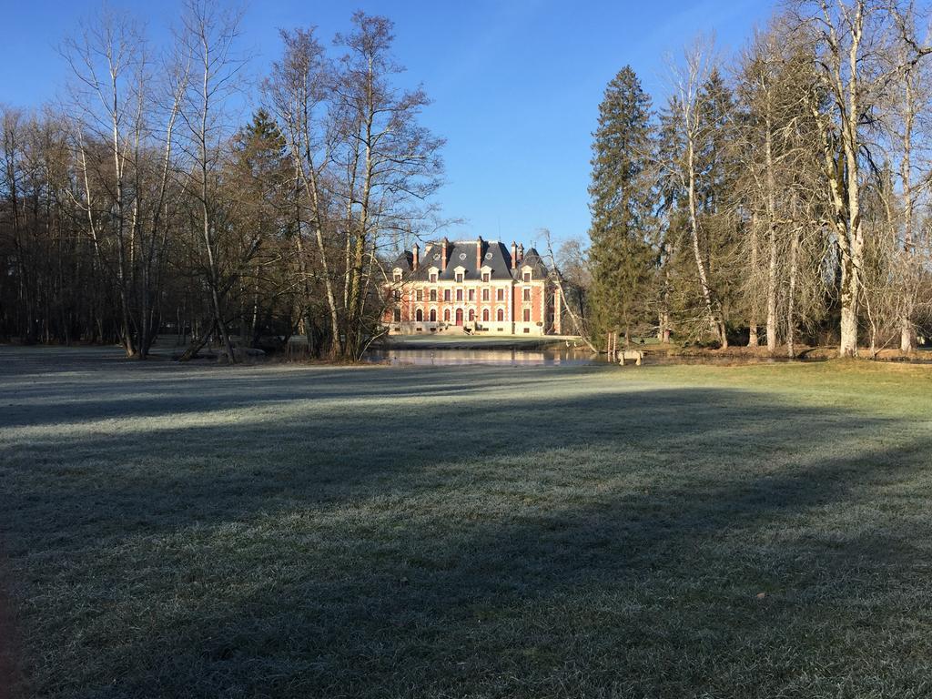 Chateau Du Breuil Gevrolles Exterior foto